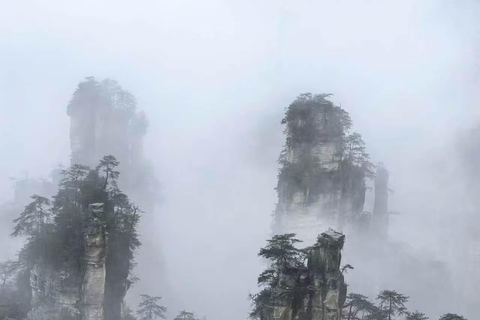 Zhangjiajie: 4-Day Private Tour with Hotel & Train Ticket package4_38seat