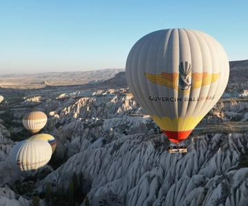 Cappadocia: Fairy Chimneys Sunrise Hot Air Balloon Flight