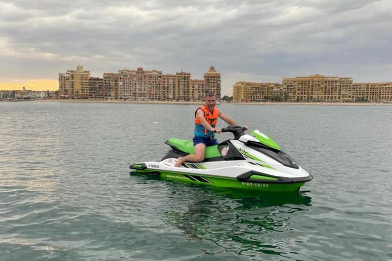 Valencia: Excursión en Moto de Agua + Paddle SurfValencia malvarrosa 30-minute Jet Ski Excursion