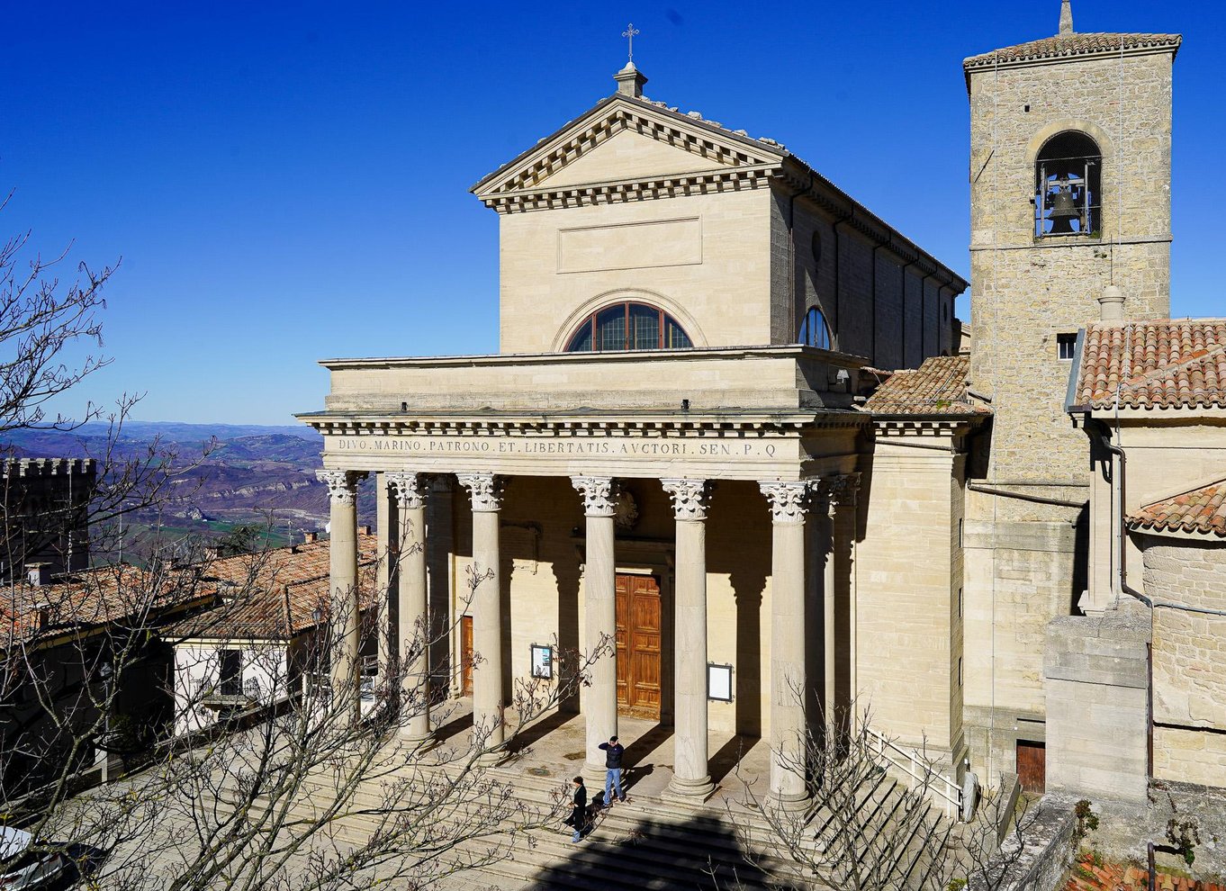 San Marino i lille gruppe: Guidet tur med Pass 7 Musei e Torri