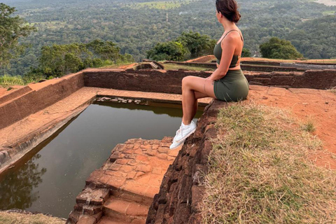 From Kandy: Sigiriya Rock & Minneriya Safari by Luxury Car