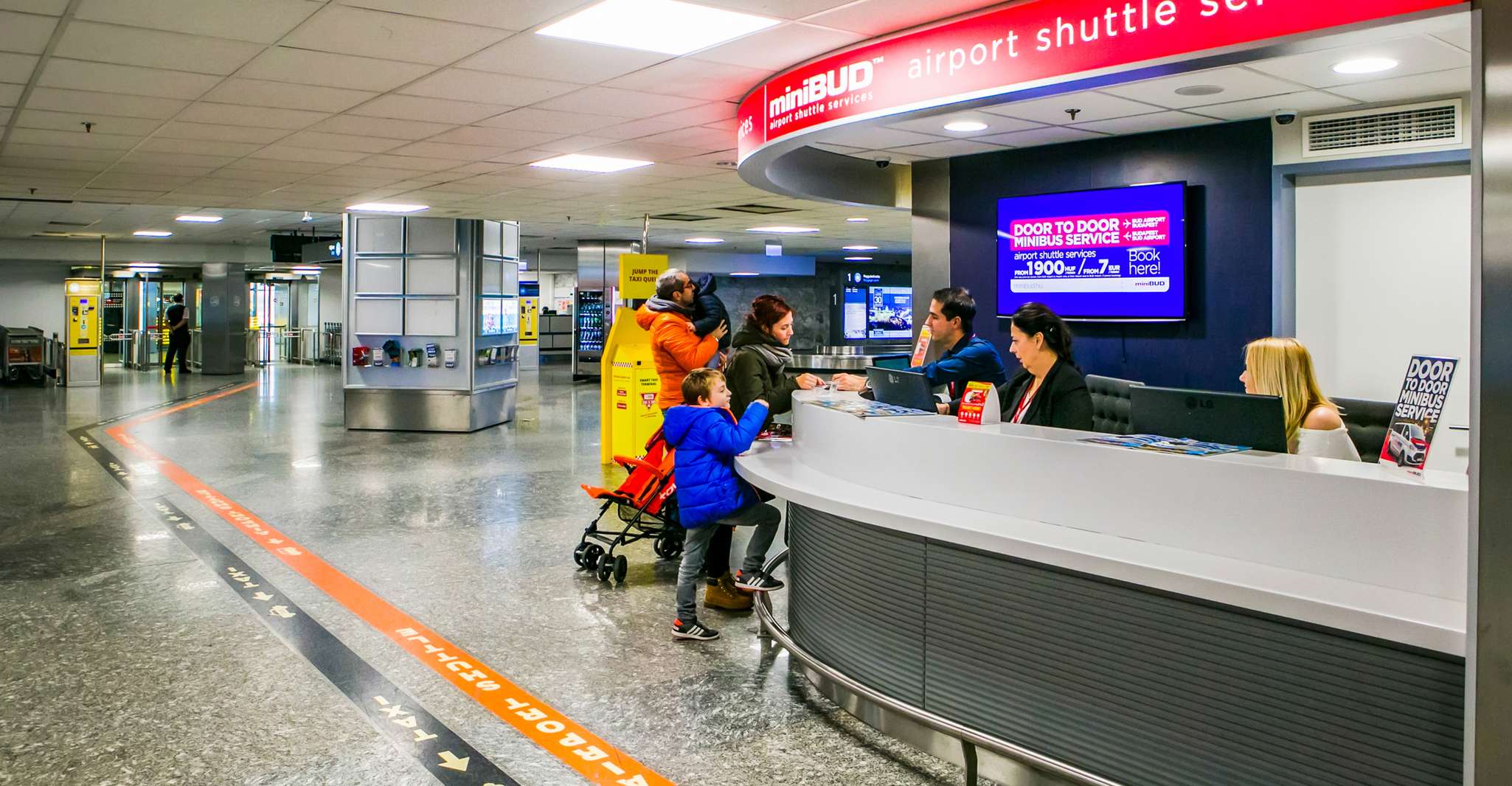 Budapest: Shared Airport Shuttle Bus Transfer photo 9