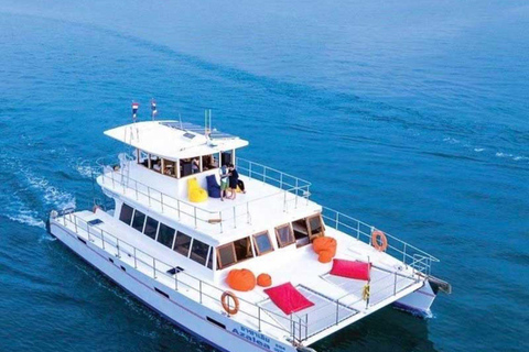 Phuket : Plongée en apnée sur l&#039;île de Corail et croisière en catamaran au coucher du soleil