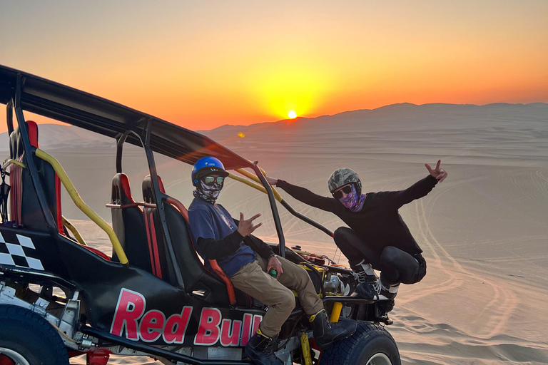 Ica/Huacachina: Buggy 4x4 en las dunas al atardecer + sandsled