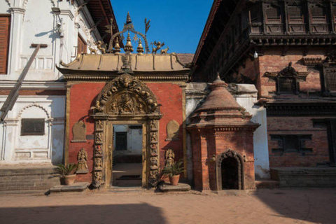 Pokhara: Cultural Heritage Walk with Newari Food Tasting