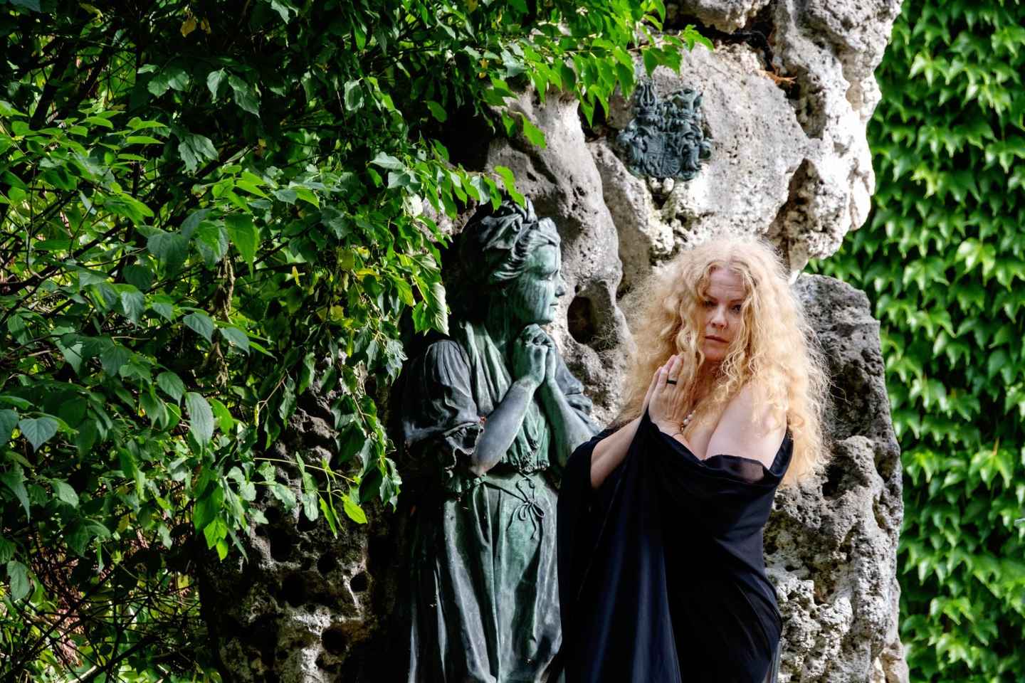 Vienna Central Cemetery Walking Tour with Transfers