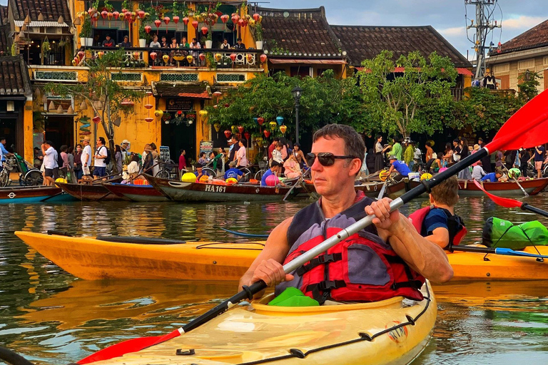 Hoi An: Old Town to Mangrove Forest Kayak Tour
