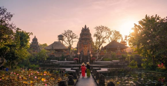 Bali: Saraswati Temple & Ubud Monkey Forest with Waterfall