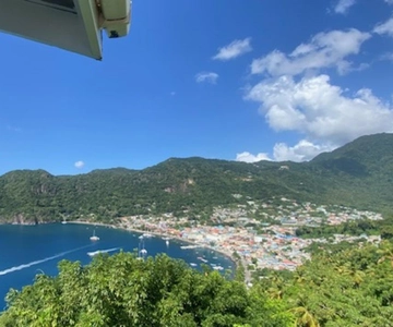 St. Lucia: Private Customizable Day Tour with Driver