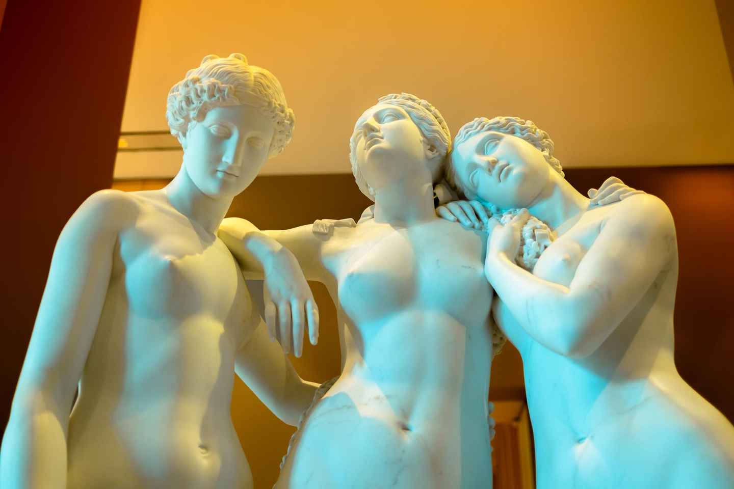 Mona Lisa et Trésors : Expérience Louvre en Petit Groupe (6 personnes max)