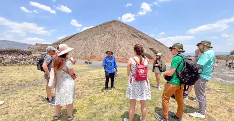 Mexico City: Teotihuacan & Guadalupe Shrine Tour with Lunch