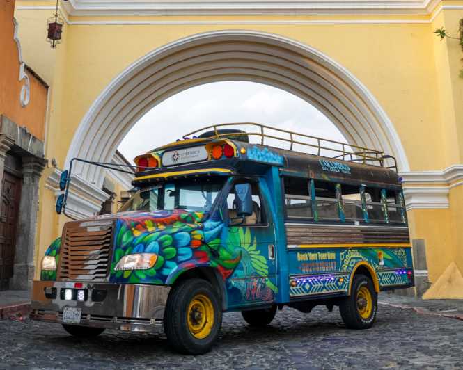 Antigua Guatemala: dorpentour met kippenbus