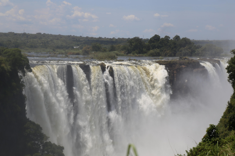 Victoria Falls Private Tour with Lunch &amp; Helicopter Flight