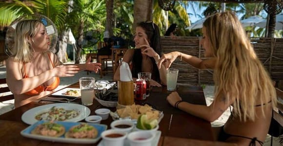 Cancun: Catamaran Party &Open Bar&DJ at BeachClubAdults Only