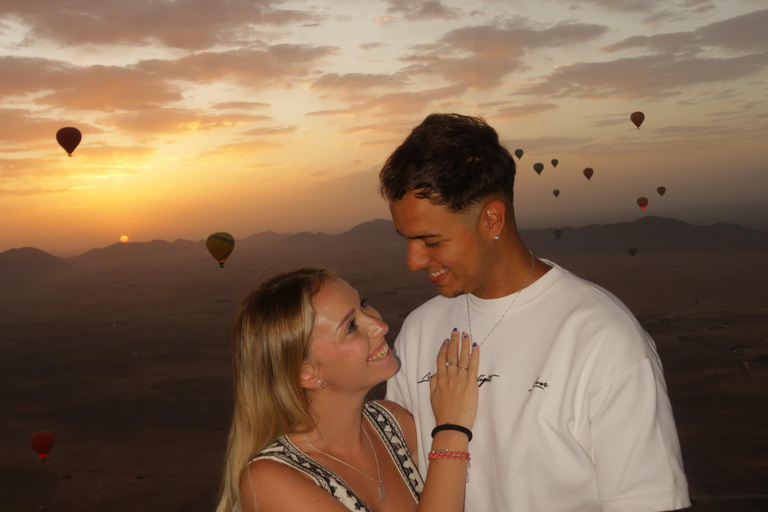 Marrakech: giro romantico in mongolfiera e colazione berbera