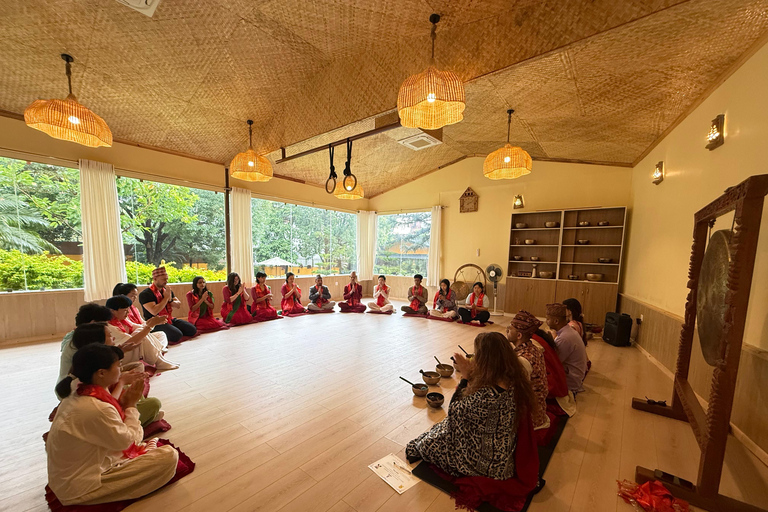 Kathmandu: 4-Day Nagarkot Yoga Retreat with Sunrise Hike