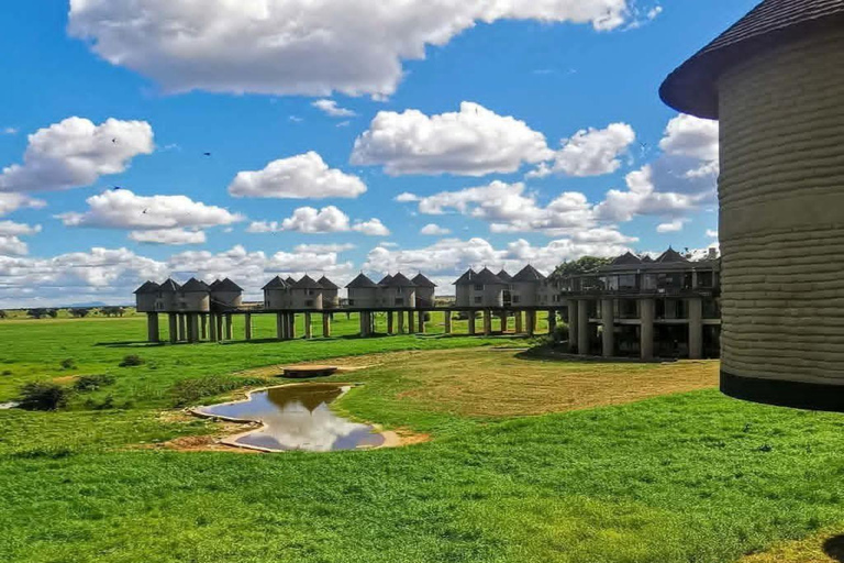 3-Day Safari in Tsavo East, Ngutuni, & Salt Lick – Big Five & Sunset Views 3-Day Safari in Tsavo East, Ngutuni & Salt Lick – Big Five & Sunset Views