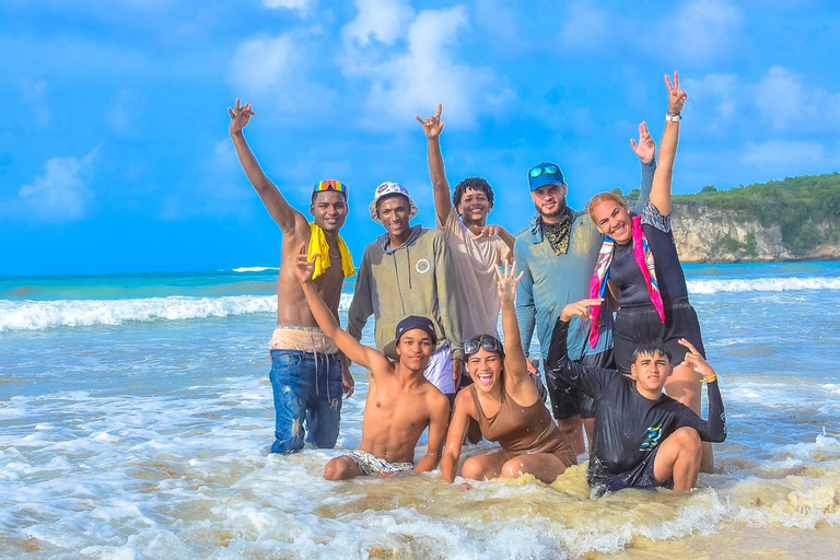 Découvrez Punta Cana : Excursion en buggy, plage El Macao, cénote bleuPunta Cana : Aventure Macao Beach Buggy avec prise en charge à l&#039;hôtel