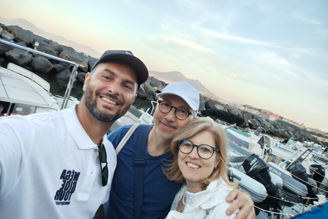 Naples: Neapolitan Culture Class on a Boat with Local Food and Beer Naples: Neapolitan Boat Class with Local Food and Beer
