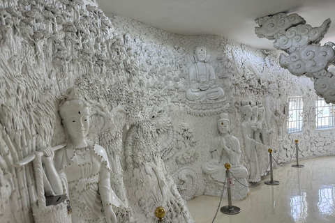 Chiang Rai: Private Half Day Tour – Temples & City Sights