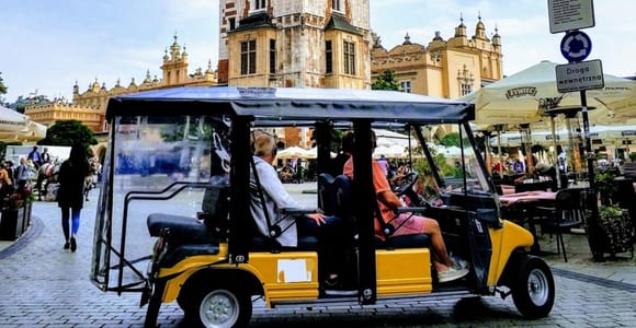 Krakow: Private City Highlights Sightseeing Car Tour