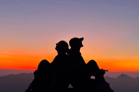 Bali: Couples Sunrise Jeep & Akasa Cafe Volcano Views