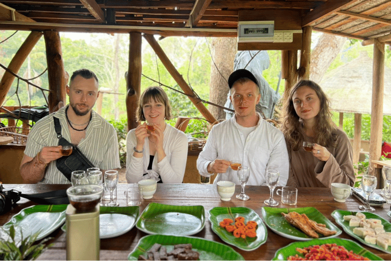 Ella: Tea-Making Experience, Tasting, Snacks with Tuk-Tuk