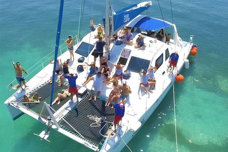 Privé Partyboot catamaran excursie + drankjes en BarbecueSosua en Puerto Plata in privé Catamarán2