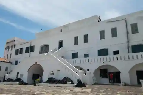 Elmina & Cape Coast Castle Tour From Accra with Buffet Lunch