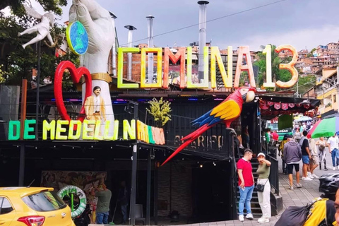 Private walking tour through the Comuna 13 of Medellin.