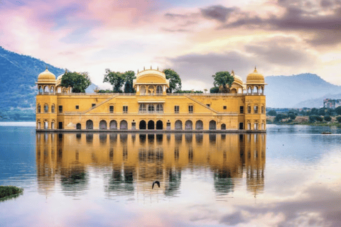 From Delhi: 4-Day Agra, Ranthambore & Jaipur Guided Tour Tour with 4-Star Accommodation