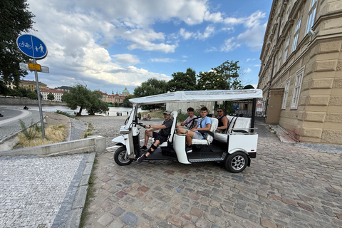 Prague: Electric Tuk-Tuk City Tour with Guide Prague River Side 1,5 hour Tour