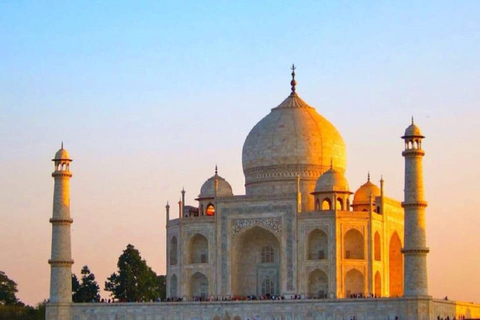 Agra: Skip-the-Line Fast Entry Ticket to the Taj Mahal Taj Mahal Skip the line ticket