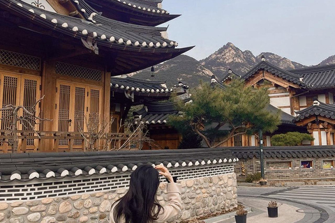 Seoul: Hidden Autumn Foliage, Cafe Pokpo, Nami Island & More D. Autum Foliage & Cafe POKPO & Eunpyeong Hanok& Haneul Park