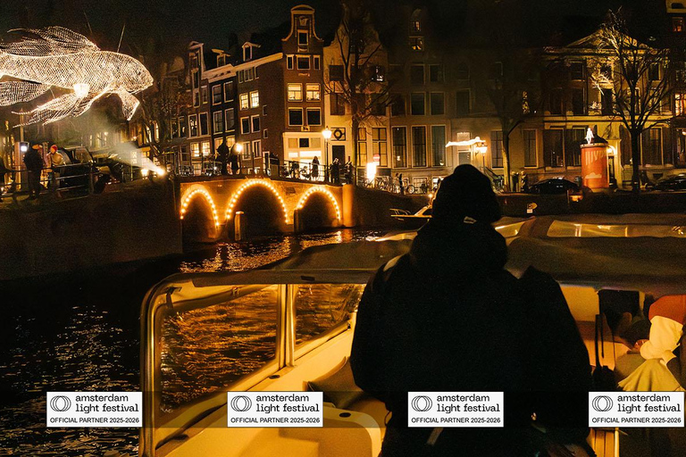 Crucero por el Festival de la Luz de Ámsterdam con bebidas calientes opcionalesCrucero Fiesta de la Luz de Ámsterdam con 1 Bebida