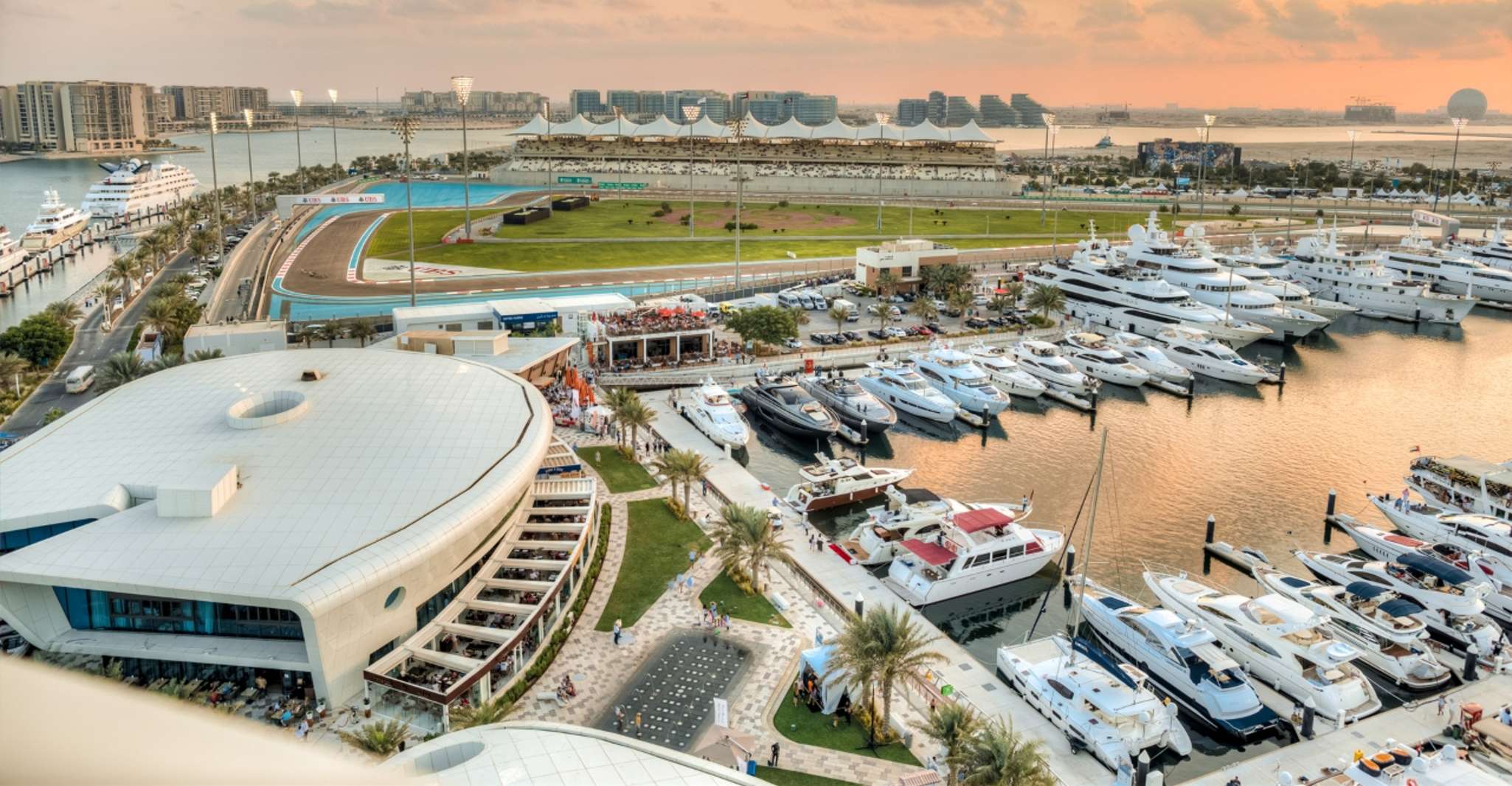 Abu Dhabi, billet d'entrée multi-parcs de Yas Island - Hizvo