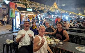 Singapore: Guided Street Food Tour at Night