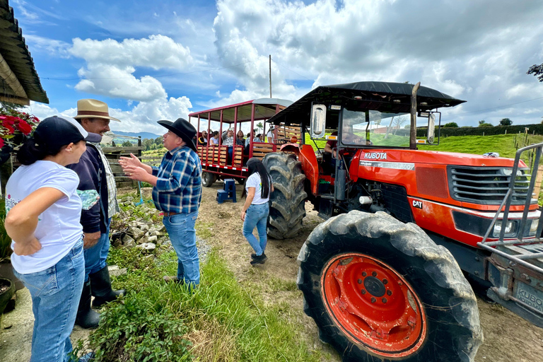 La Union, Antioquia: Tour on a Tourist Tractor