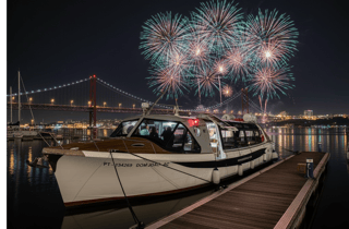 Silvester-Luxusboot – DJ, Buffet & offene Bar