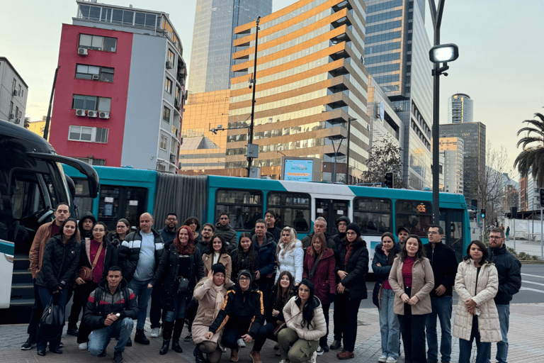 Santiago: Cajón del Maipo, City Tour, Valparaíso & Viña del Mar 3 Days/3 Tours