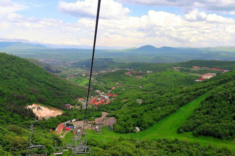 Tour privado: Teleférico de Tsaghkadzor, lago Sevan, DilijanTeleférico de Tsaghkadzor, lago Sevan, Dilijan