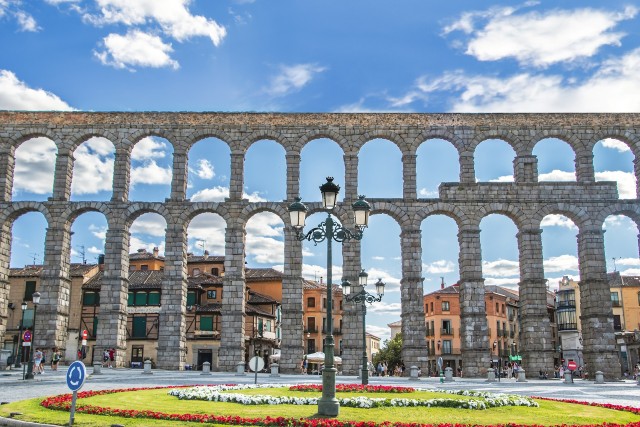 Visit Segovia - Old Town tour including Castle visit in Segovia, Spain