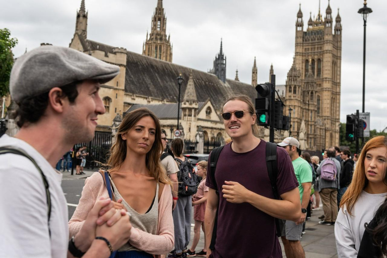 London: Big Ben, Churchill War Rooms & Buck'ham Palace Tour