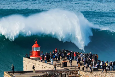 Da Lisbona: Tour guidato di Óbidos e Nazaré