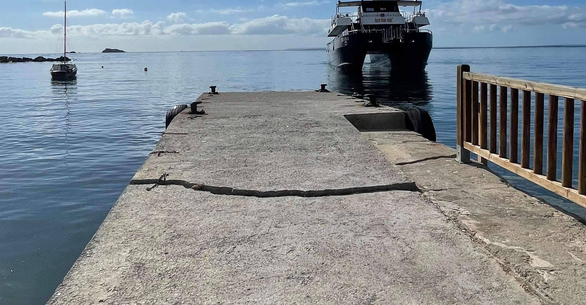 Van Eivissa, catamaran cruise met vrije tijd in Forentera - Housity