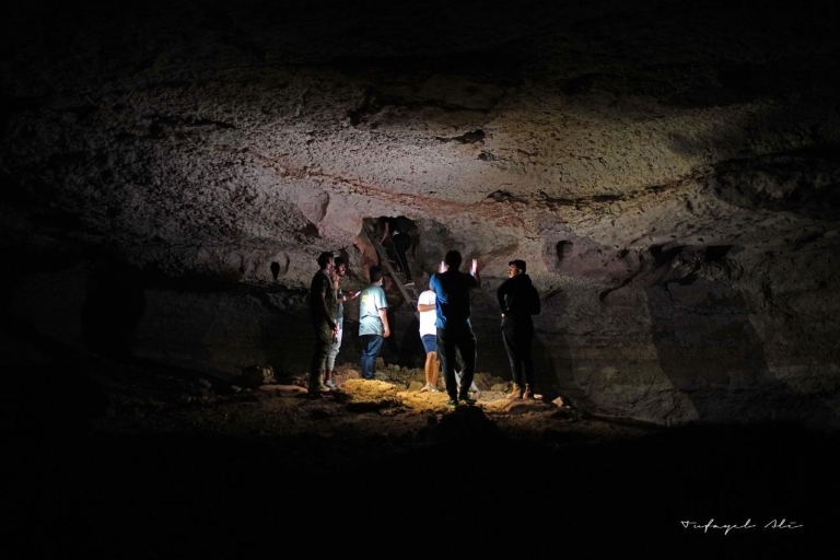 Krawędź świata Rijad i wizyta w tajemniczej jaskini nietoperzy