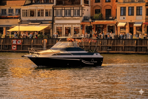 Gdańsk: Beer Boat Cruise with Unlimited Beer & Music