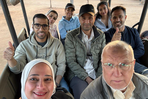 Victoria Falls: Township &amp; Village Tour with Boma Dinner