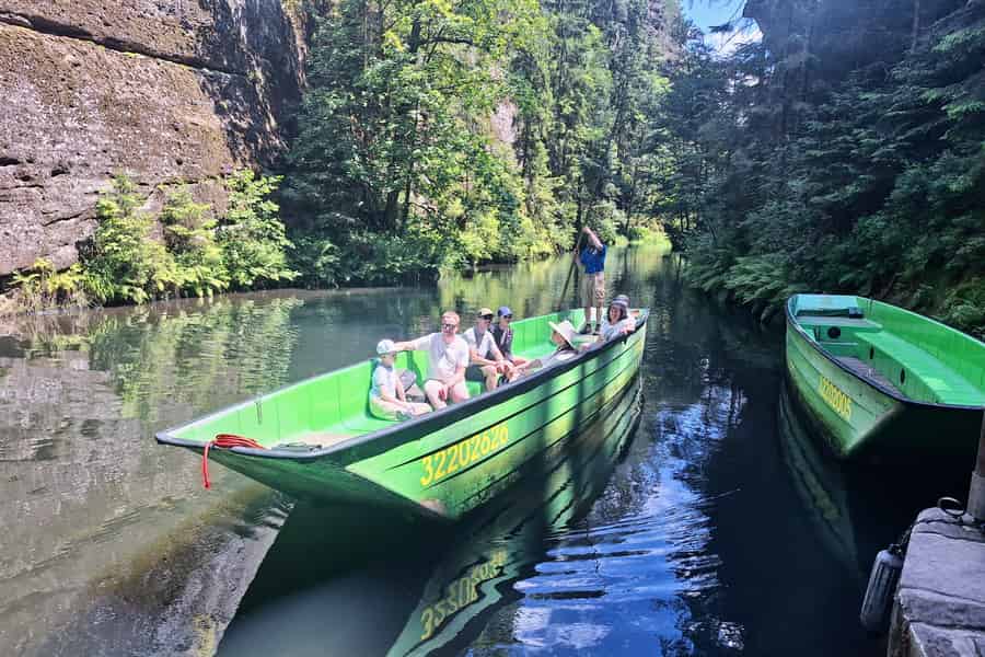 Dresden: Tour zur Bastei, Bootsfahrt durch die Schlucht und zu den Narnia-Felsen. Foto: GetYourGuide Dresden: Tour zur Bastei, Bootsfahrt durch die Schlucht und zu den Narnia-Felsen. Foto: GetYourGuide