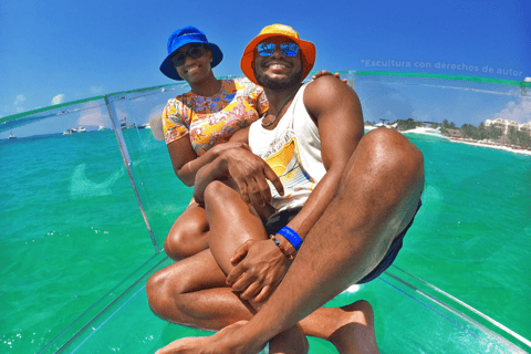 Cancun: Båtutflykt med genomskinlig botten och drycker